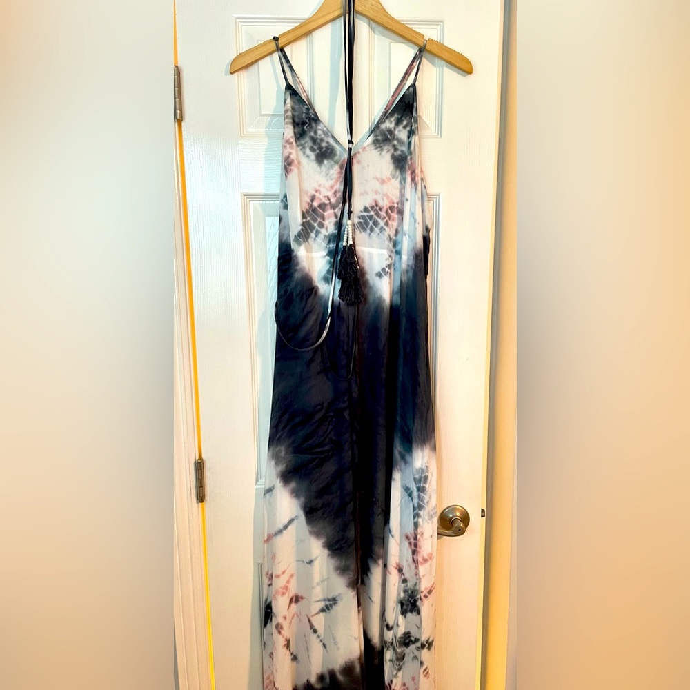 Women’s Young, Fabulous and Broke tie dye maxi dress. Size large.